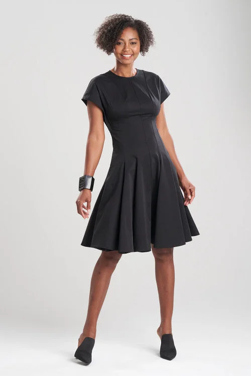 Fringe - trimmed sexy dresses for a 1920s - inspired lookCotton Sateen Fit & Flare Dress Fringe - trimmed sexy dresses for a 1920s - inspired lookCotton Sateen Fit & Flare Dress