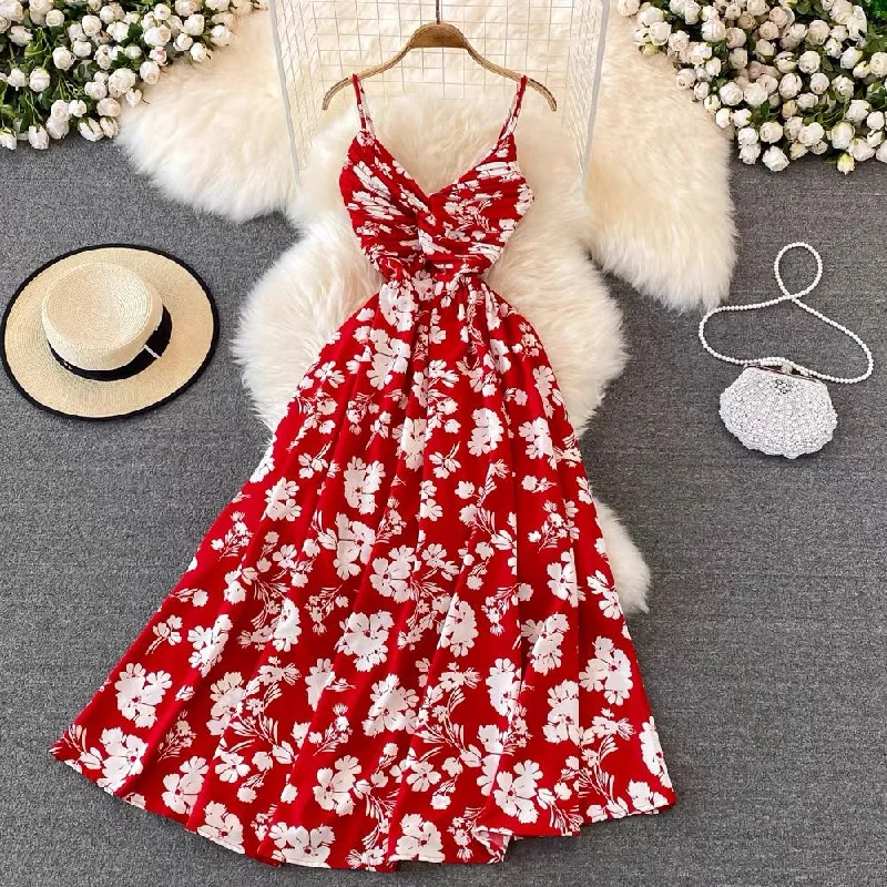 Black sexy dresses for a classic and sophisticated lookSamuel Floral Dress