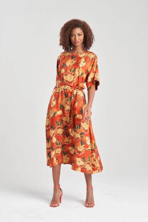 Sexy New Year's Eve dresses for a glamorous countdownShugo Cotton Silk Boatneck Dress Sexy New Year's Eve dresses for a glamorous countdownShugo Cotton Silk Boatneck Dress