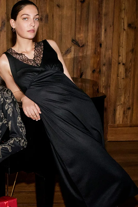 Orange sexy dresses for a bold and energetic statementFavourites Seduction Nightdress Black Orange sexy dresses for a bold and energetic statementFavourites Seduction Nightdress Black
