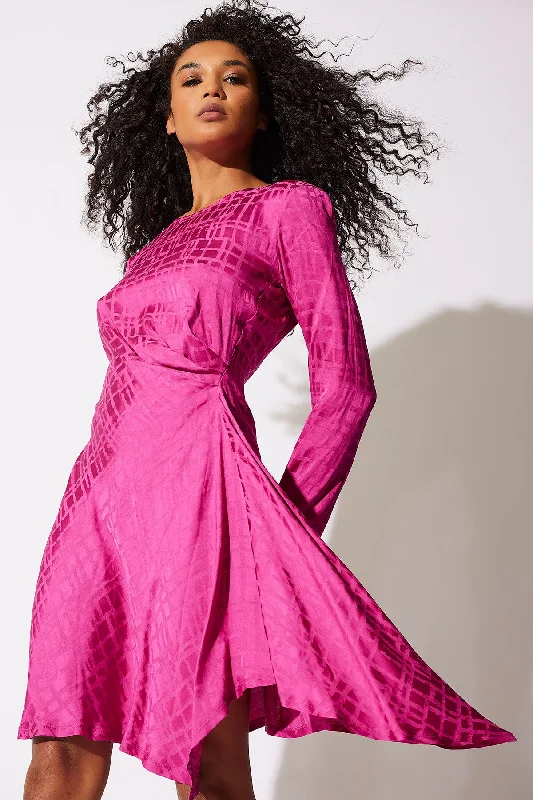 Green sexy dresses for a fresh and vibrant styleFluid Geo Jacquard Side Draped Dress Green sexy dresses for a fresh and vibrant styleFluid Geo Jacquard Side Draped Dress