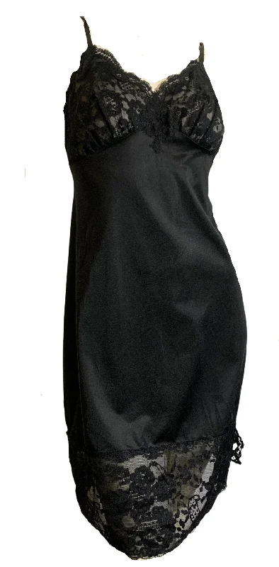 Lingerie Gift Sets for Women Classic Black Nylon and Lace Full Slip Wide Lace Hem circa 1960s