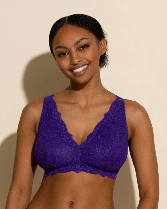 Women's plunge bras for low - cut topsCurvy Bralette