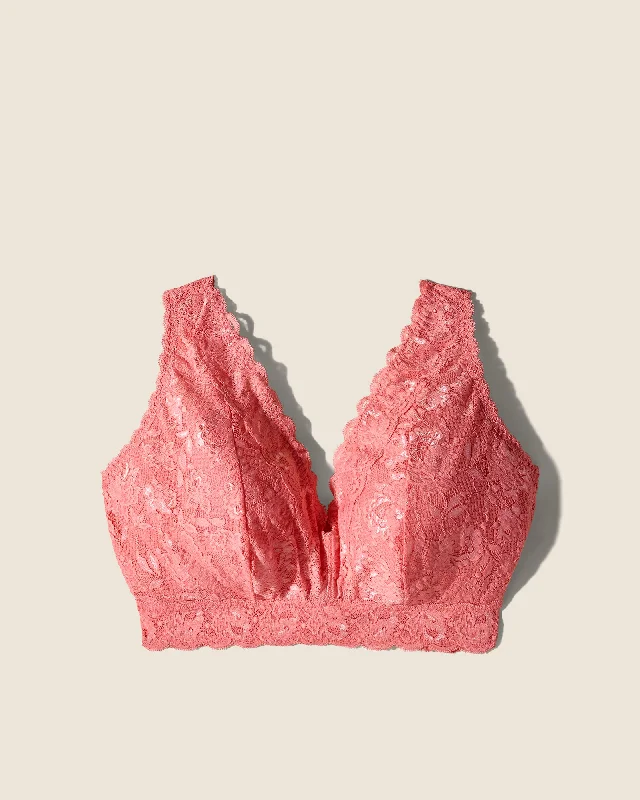 Women's maternity bras with adjustable strapsUltra Curvy Longline-Bralette Plungie