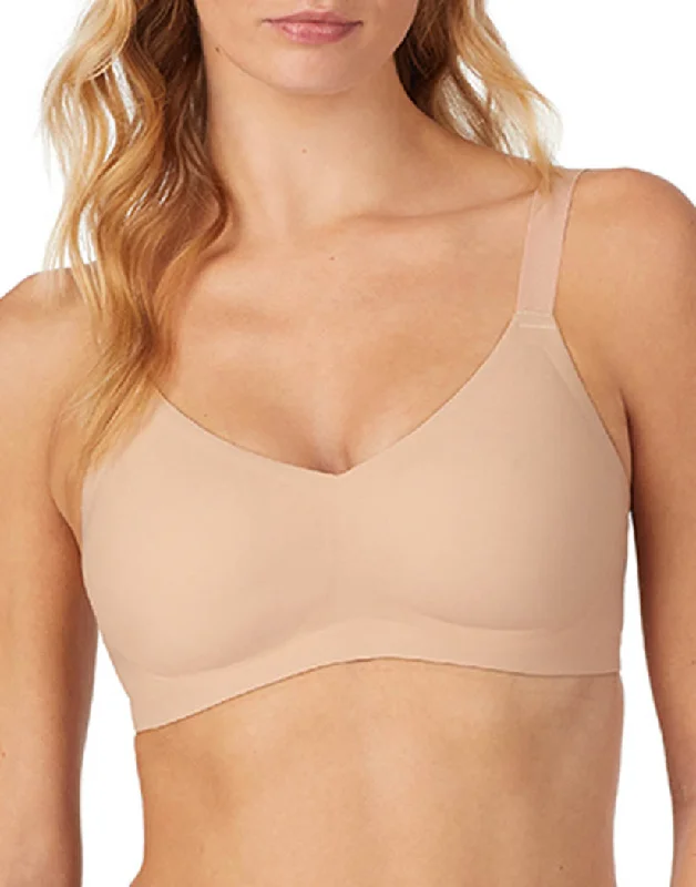 Bra with a seamless back for a smooth look under clothes Le Mystere Smooth Shape Unlined Wireless Bra 5212 Bra with a seamless back for a smooth look under clothes Le Mystere Smooth Shape Unlined Wireless Bra 5212