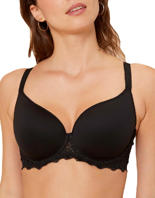 Bra with a low - cut cup for a more revealing style​ Simone Perele Caresse 3D Plunge 12A316