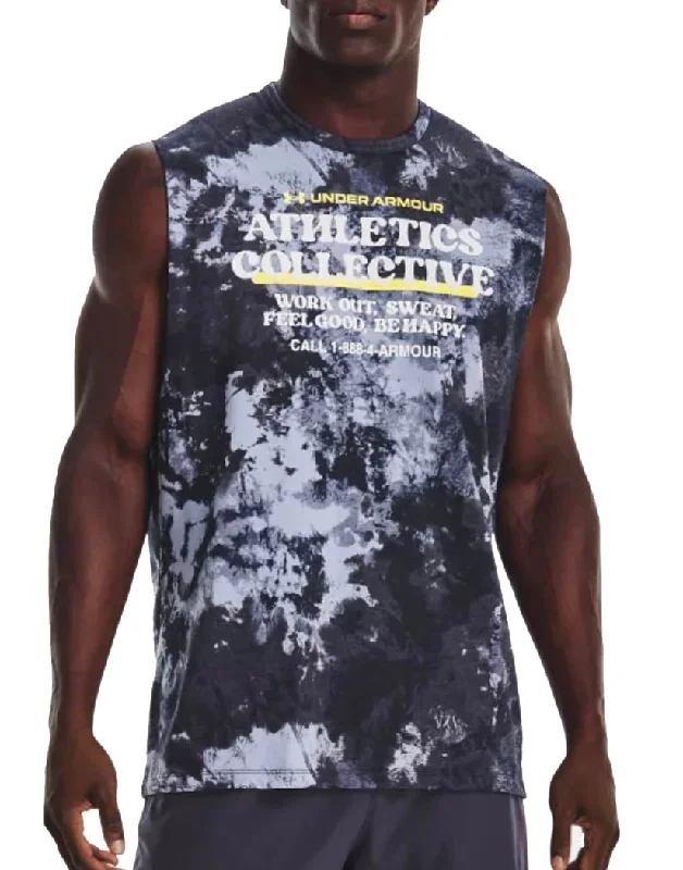 Bra with a quarter - cup design for a very revealing style Under Armour FOTC Tie Dye SL 1375277 Bra with a quarter - cup design for a very revealing style Under Armour FOTC Tie Dye SL 1375277