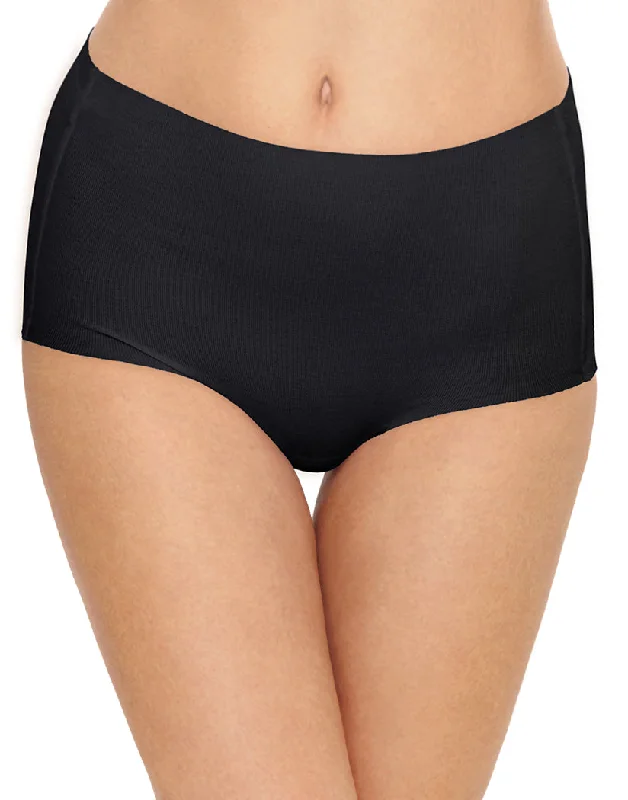 Bra with a foam - lined cup for a more structured shape Wacoal Body Base Brief - 877228 Bra with a foam - lined cup for a more structured shape Wacoal Body Base Brief - 877228